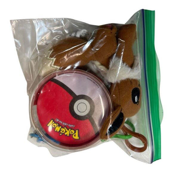 Pokémon Eevee Mascot Clip-On Plush Keychain with a Poké Ball playing cards Case - Picture 6 of 6